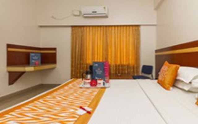 OYO Rooms Majestic Gandhinagar 3