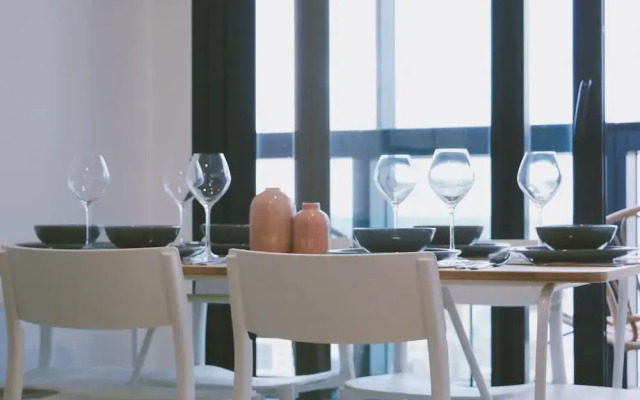 Hfn Union Tower Apartment