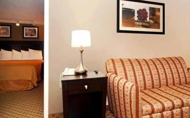 Quality Inn & Suites Wilmington