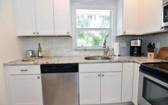 Turtle Tracks West - 2 Br Home