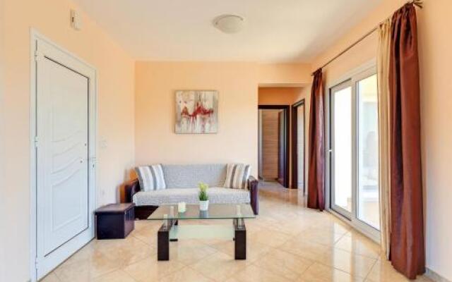 Beautiful Large Villa With Pool and sea View at Nice Georgioupolis