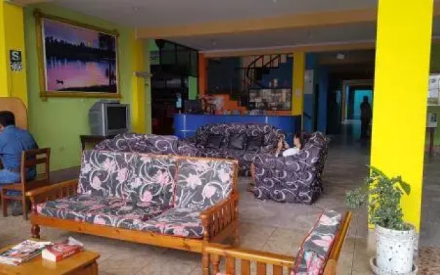 Hostal Akemi