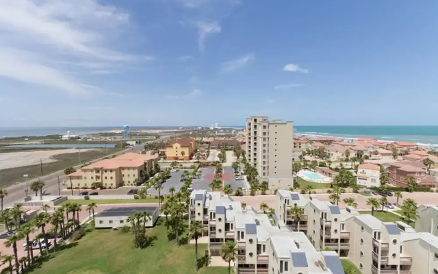 Bahia Mar Condominium 376