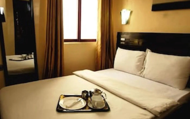 Swanky Suites in Grandview