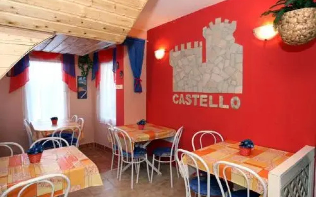 Castello Vendég és Apartmanház