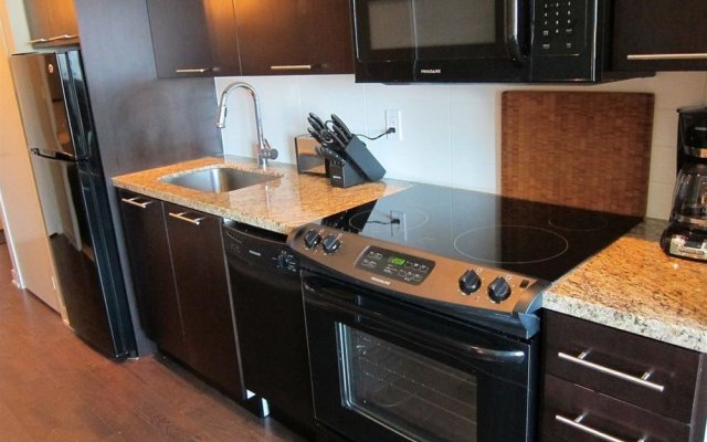 Luxury Stays Central Downtown Condo