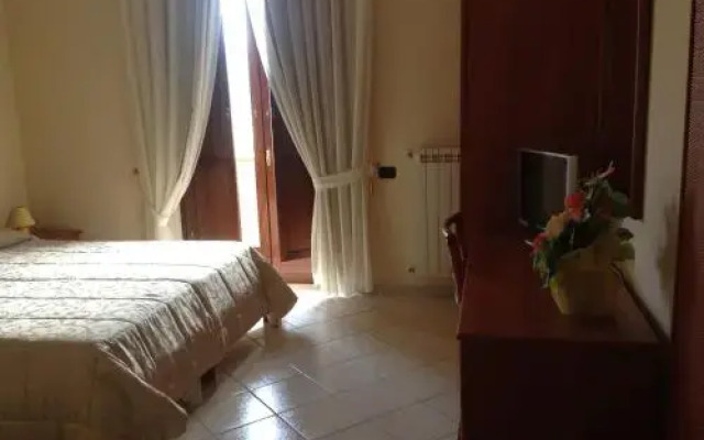 Monte Degli Ulivi Country House