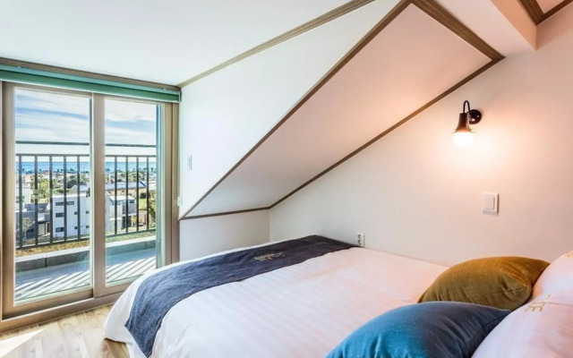 Seogwipo J Cube Pension