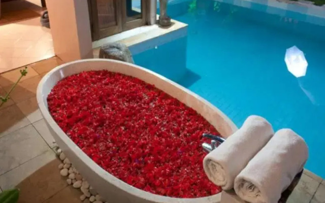 Seminyak Beach Luxury Villa