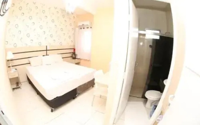 Hotel Shalom