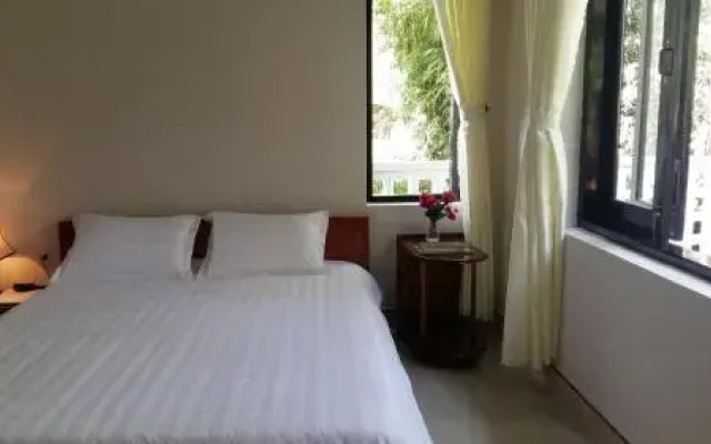 CoCo Riverside Homestay