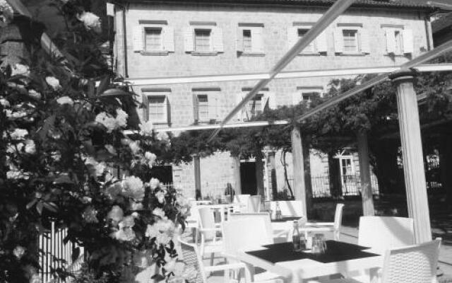 Vila Perast Boutique Hotel