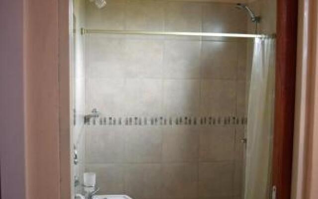 Complejo Ruca Anay (Casa de amigos)