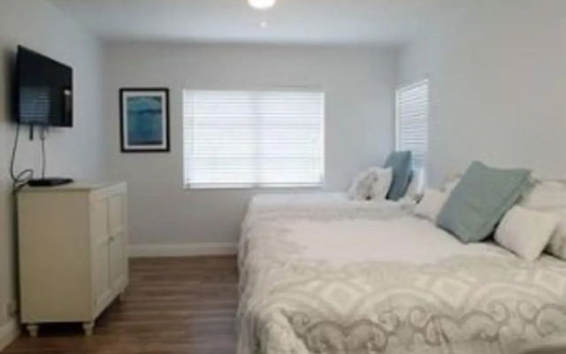 Salty Bungalow Bayview Rentals