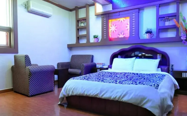 Riviera Mini Hotel