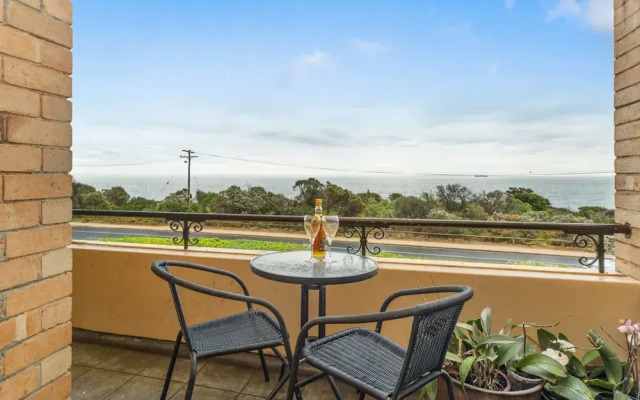 Mornington Bayside Pearl