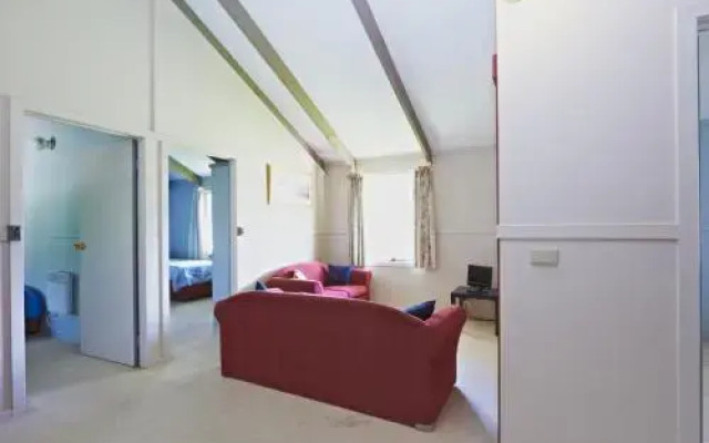 Alpzview Guesthouse