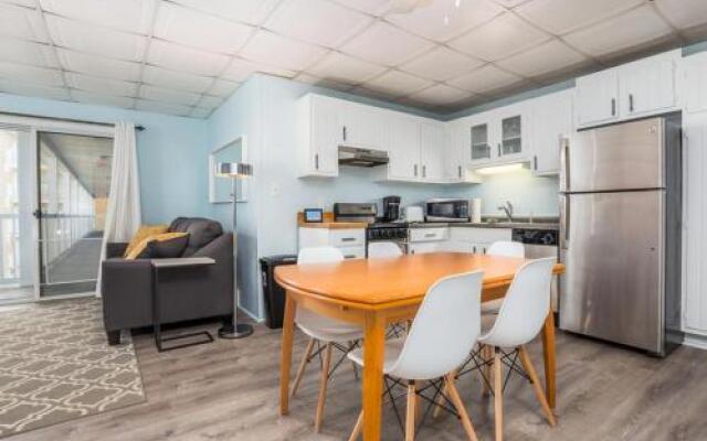 46th St Windjammer 303 2Br Condo