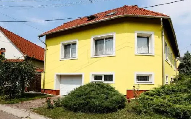 Burg Vendégház