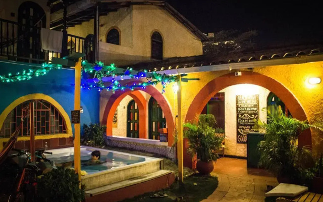 Casa del Ritmo Hostel