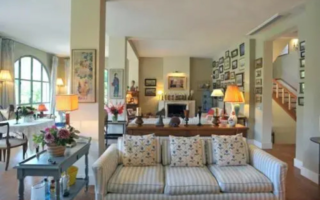 Beach Front Limonaia