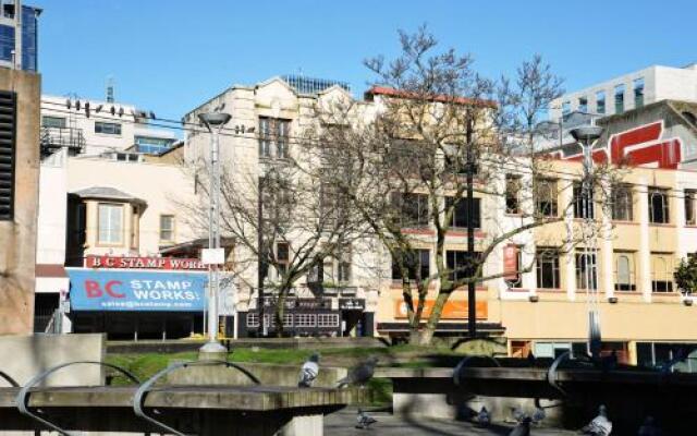 The Vancouver Hideaway Guesthouse