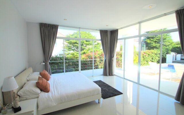 Phu Montra Luxury Sea View Mansion