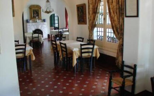 El Potrerillo De Larreta