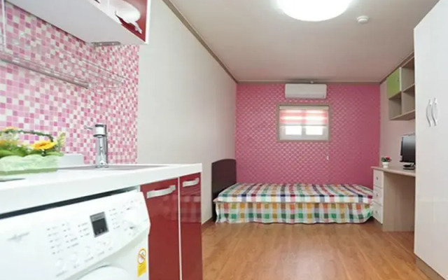 Five Star Hostel