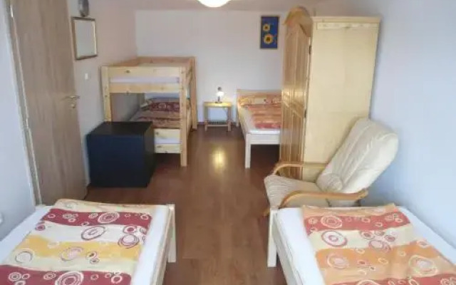 Club Canada Family House sauna wifi free parking