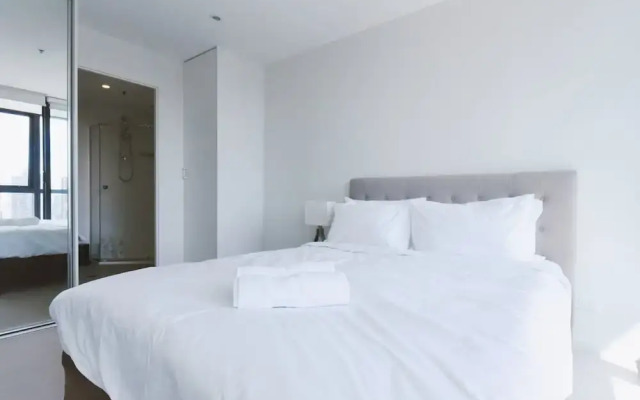 Hfn Union Tower Apartment