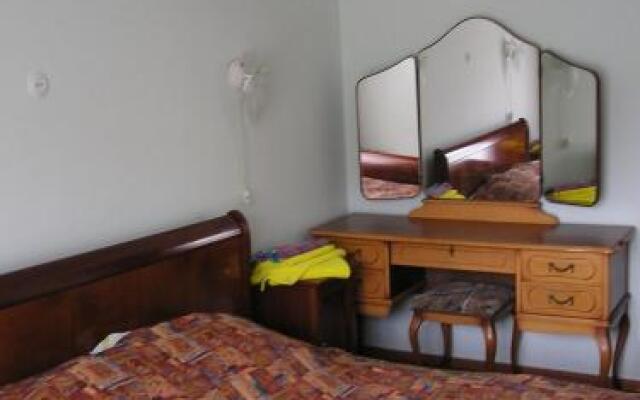 Belyie Nochi Hotel