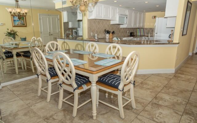 Inlet Reef 516 2 Bedroom Condo by RedAwning