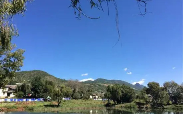 Lijiang Lake House