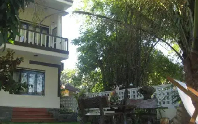 CoCo Riverside Homestay