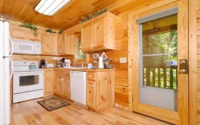 Pine Cove Hideaway 1816 - Two Bedroom Cabin