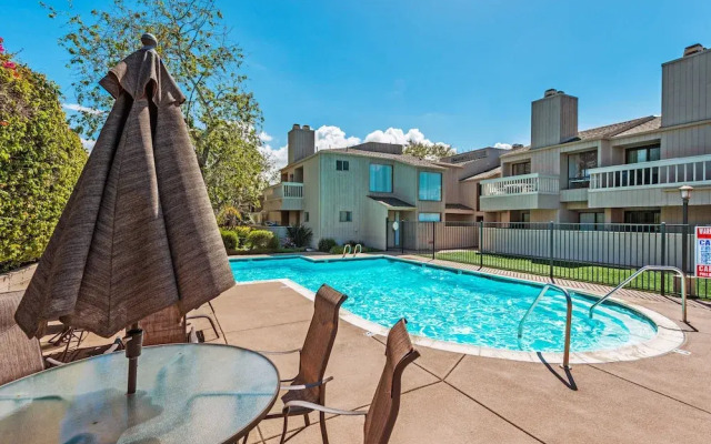 South Sierra Condominium #54075
