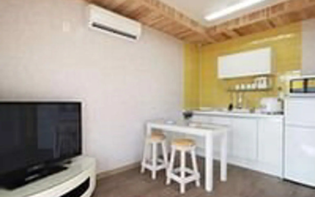 Hongchen Happiness Yard Pension