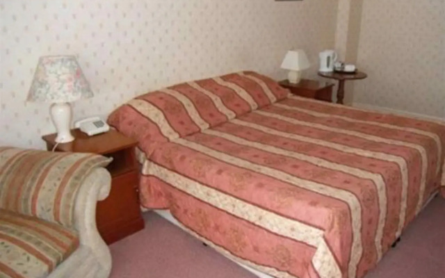 Marton Hotel  Country Club
