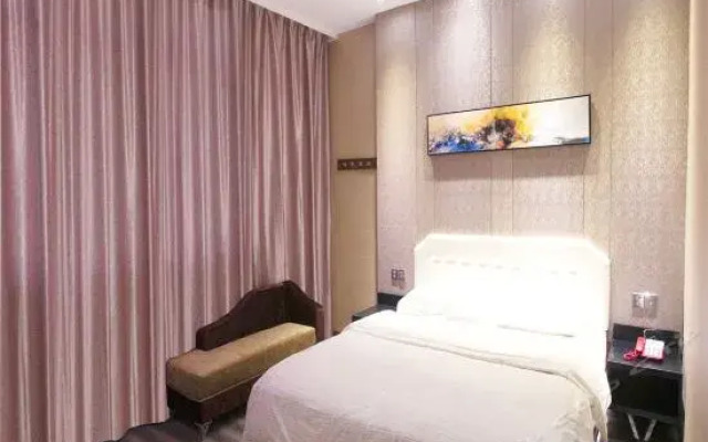 Hechi Chunjiang Business Hotel