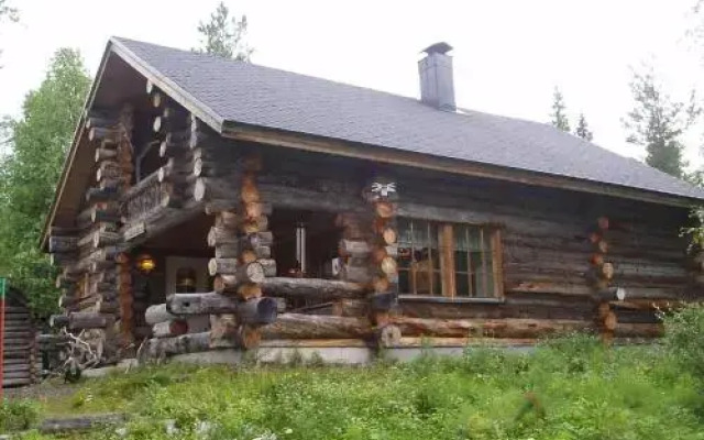 Ylläshilla Cottage