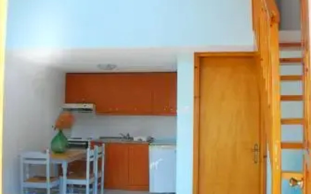 Studios Efi