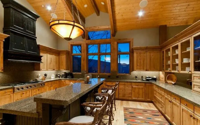 Abode in Deer Crest