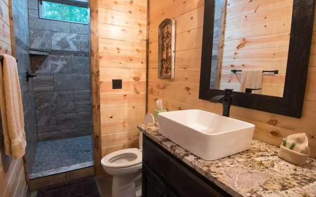 Gather Round Lodge - 3 Br Cabin
