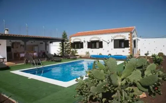 Villa Mary