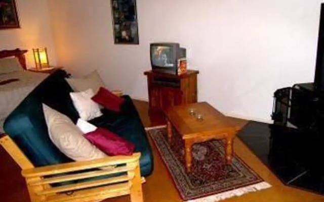 Goomburra Forest Retreat