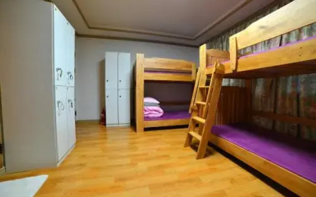 Gangneung Chodang Guesthouse - Hostel