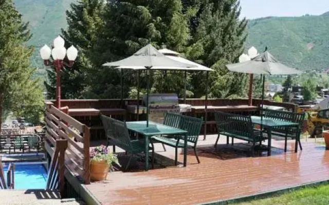 Aspen Shadow Mountain 14