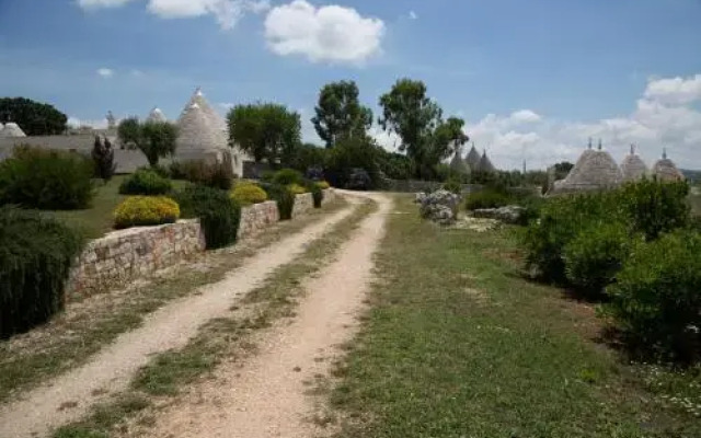 Trulli Angela