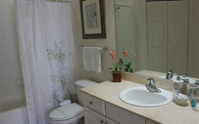 ACO - Lucaya Village Gorgeous Townhome (1505)